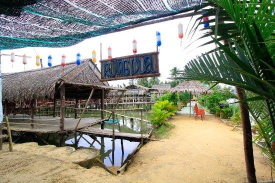 Dua Bay Mau Restaurant
